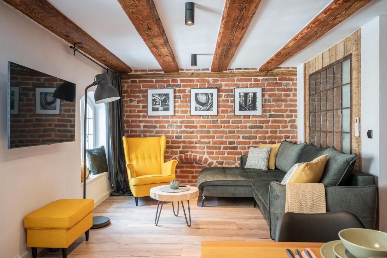 Apartamenty Stare Cegly Thorn Exterior foto